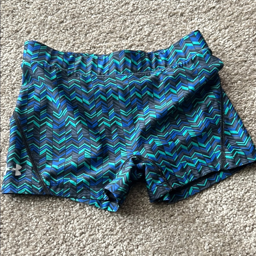 Under Armour Zigzag Patterned Athletic Shorts